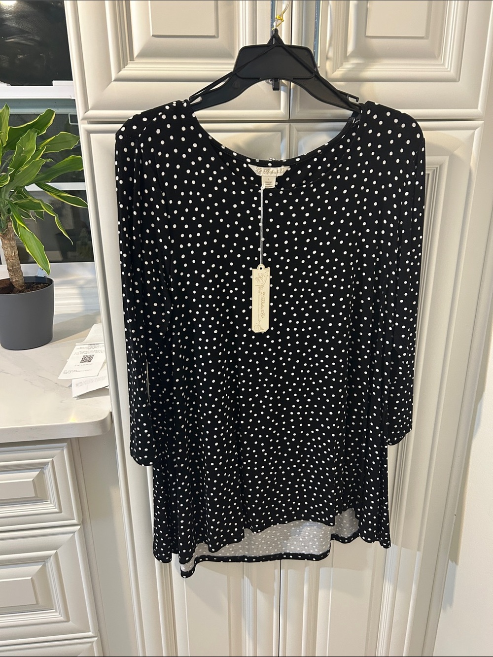 Women’s Black Polka Dot Long Sleeve Tunic by Unknown Brand